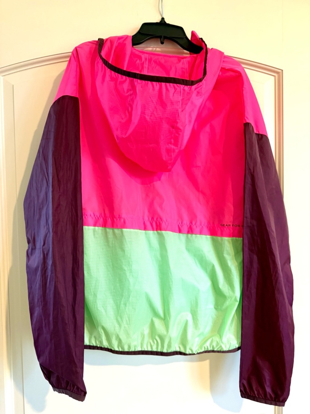 Cotopaxi Women’s Pink Colorblock Windbreaker Jacket - Picture 3 of 5